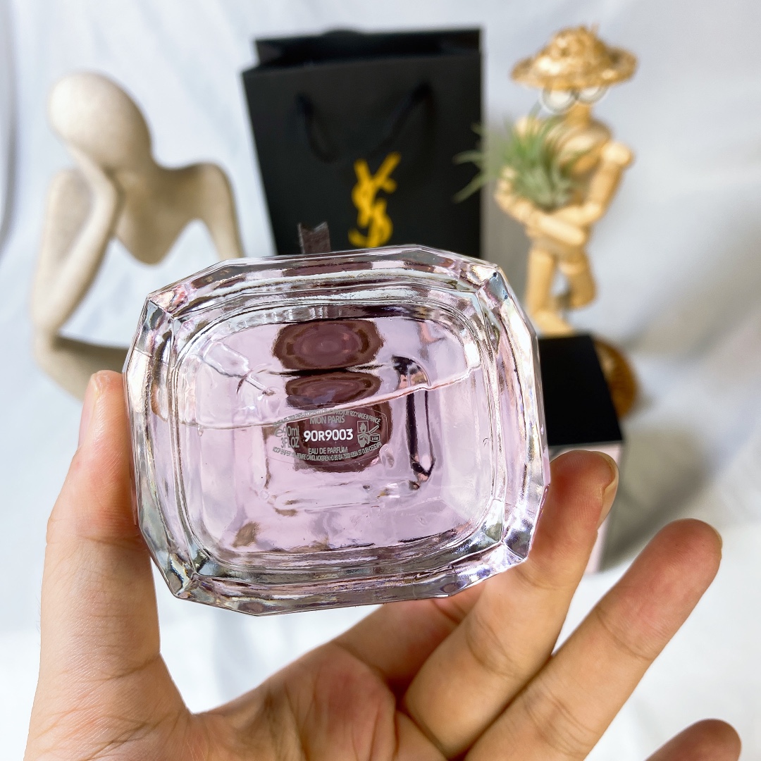 Saint Laurent perfume